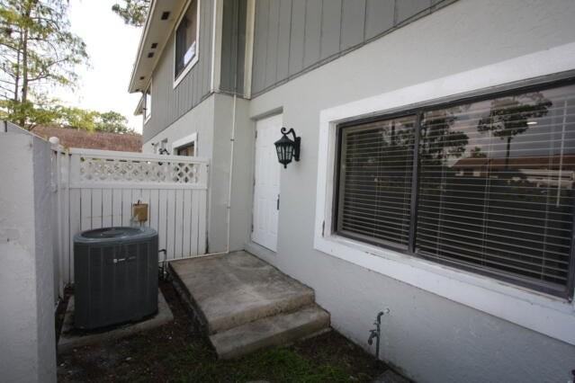 1141 Goldenrod Rd - Photo 3 of 36