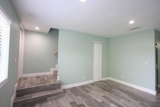 1141 Goldenrod Rd - Photo 7 of 36