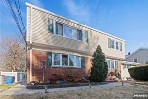 featured image of 254 Lexington Ave Unit 2