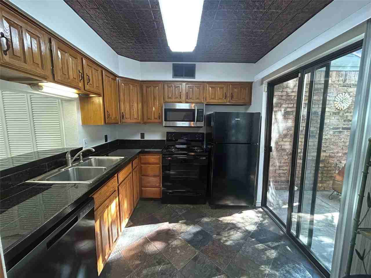 6509 Hickock Dr - Photo 6 of 24