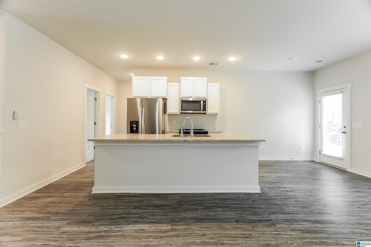 5414 Cedar Creek Dr - Photo 4 of 15