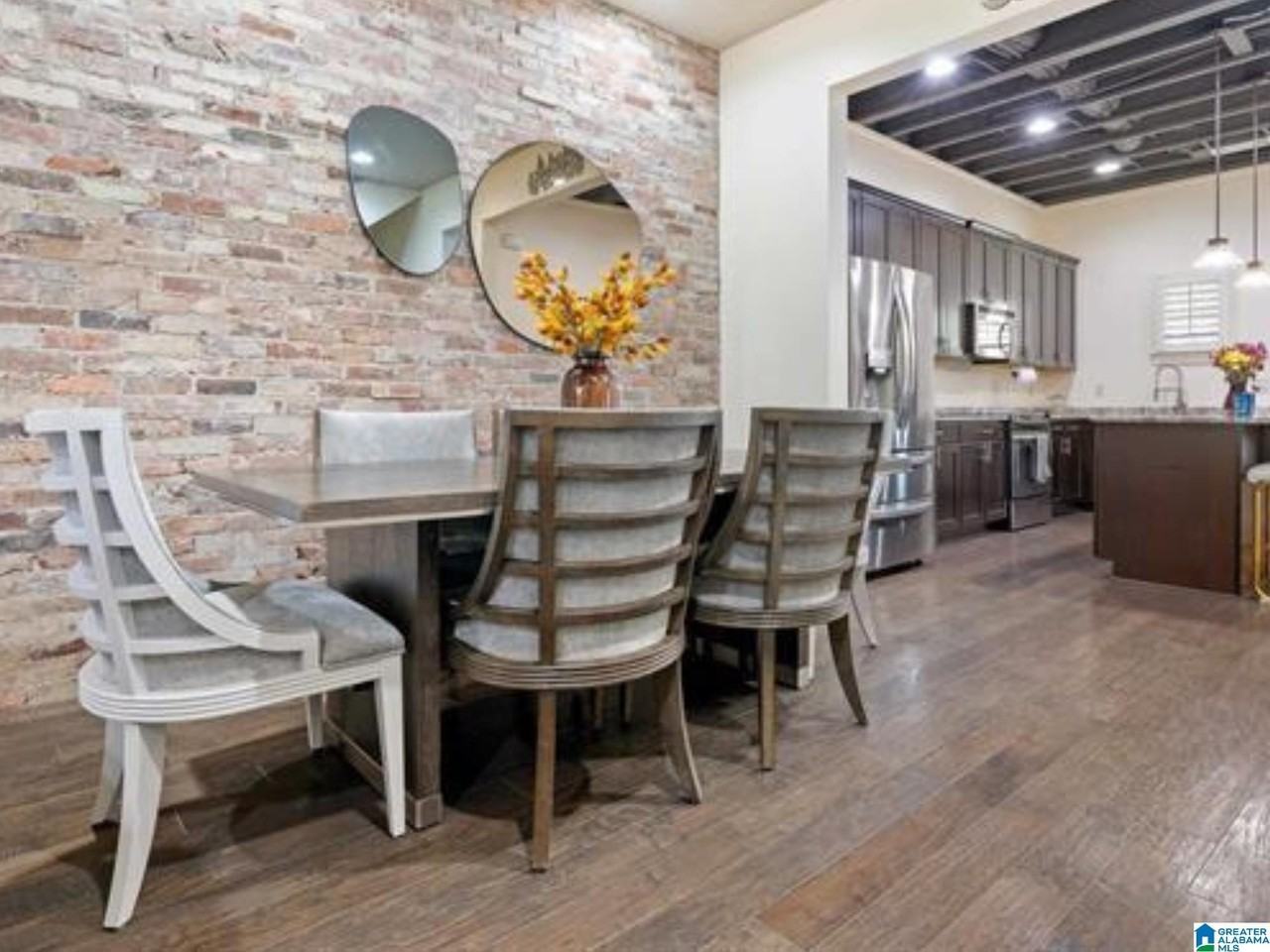 1208 Barristers Ct - Photo 5 of 15