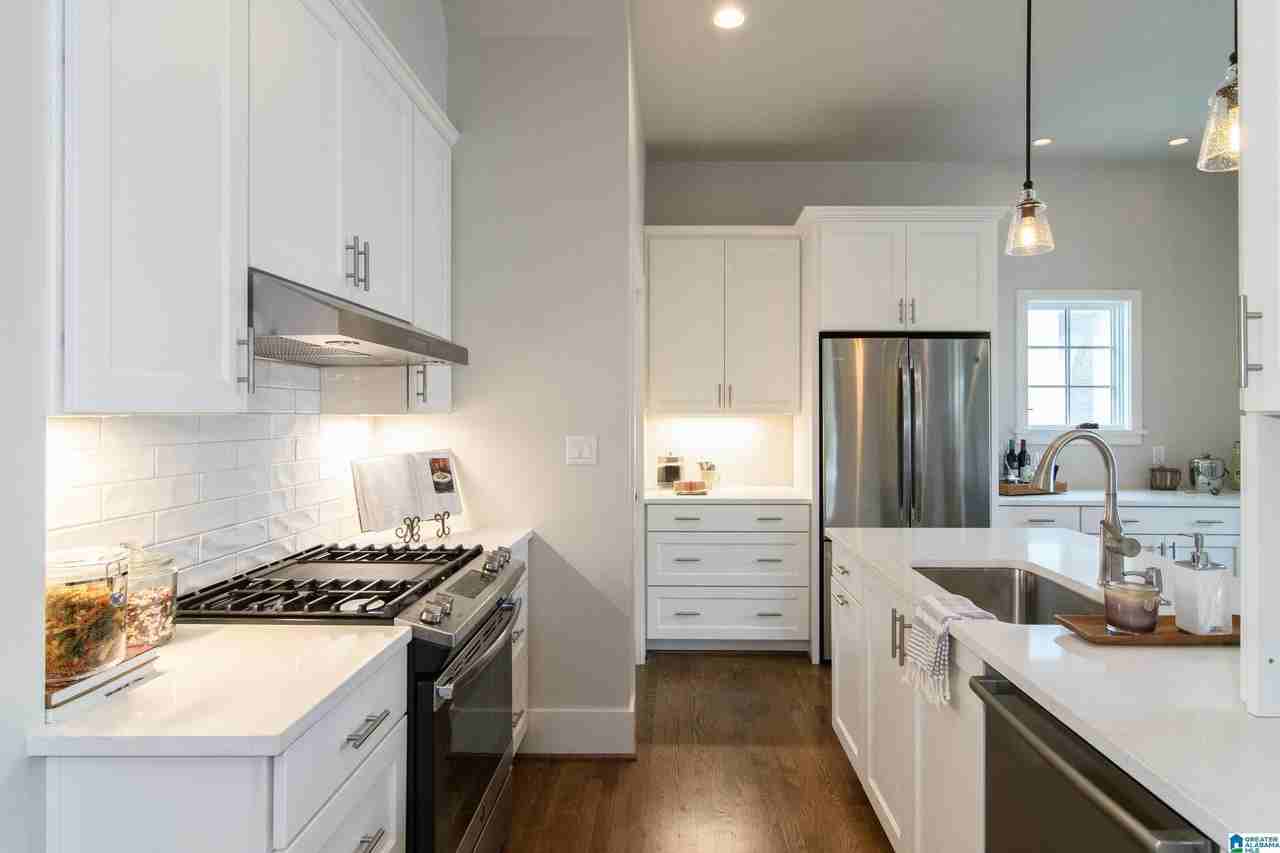 3729 5th Ave - Photo 6 of 14