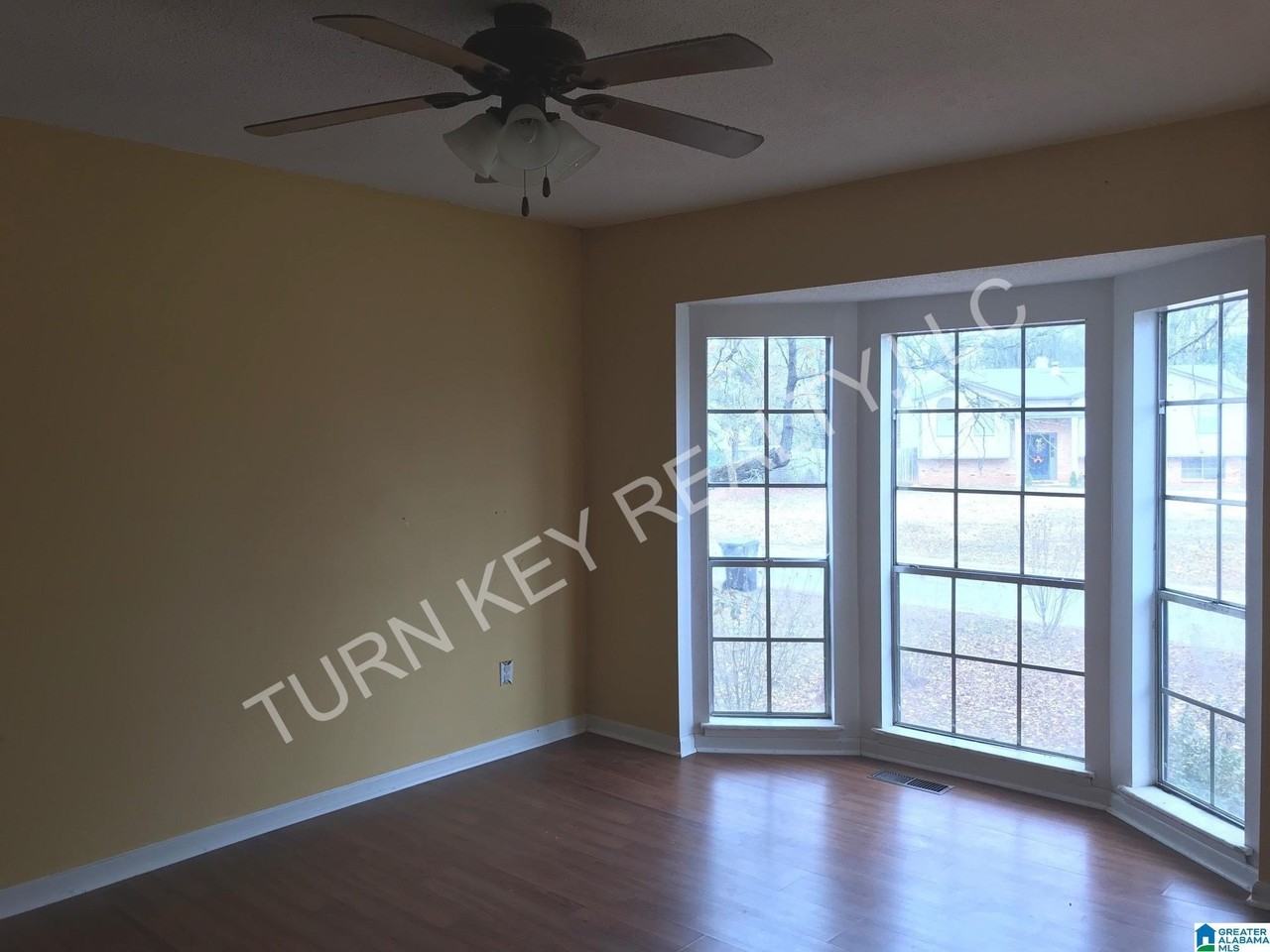 2548 Janice Cir Ne - Photo 7 of 20