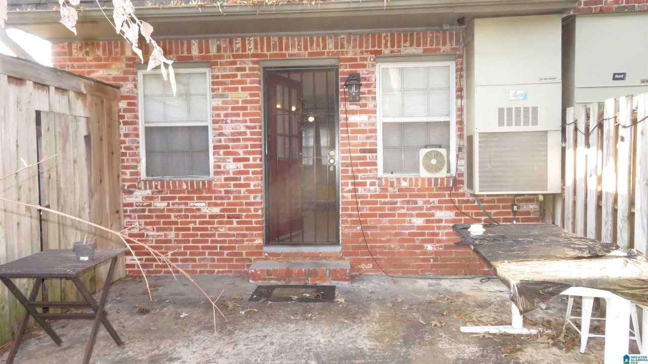 3937 Montclair Rd - Photo 2 of 38