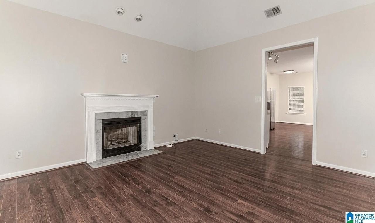 115 Charlton Ln - Photo 5 of 26