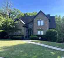 featured image of 5982 Valley Way