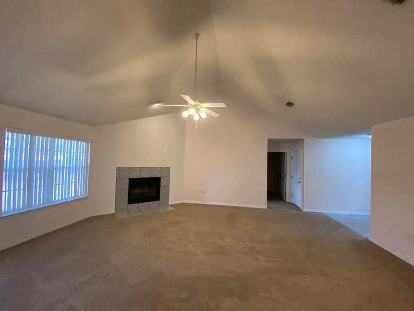 6728 Leisure St - Photo 7 of 45
