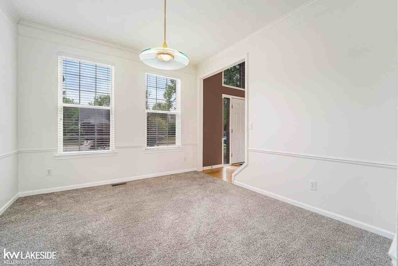 34681 Giannetti Dr - Photo 4 of 29