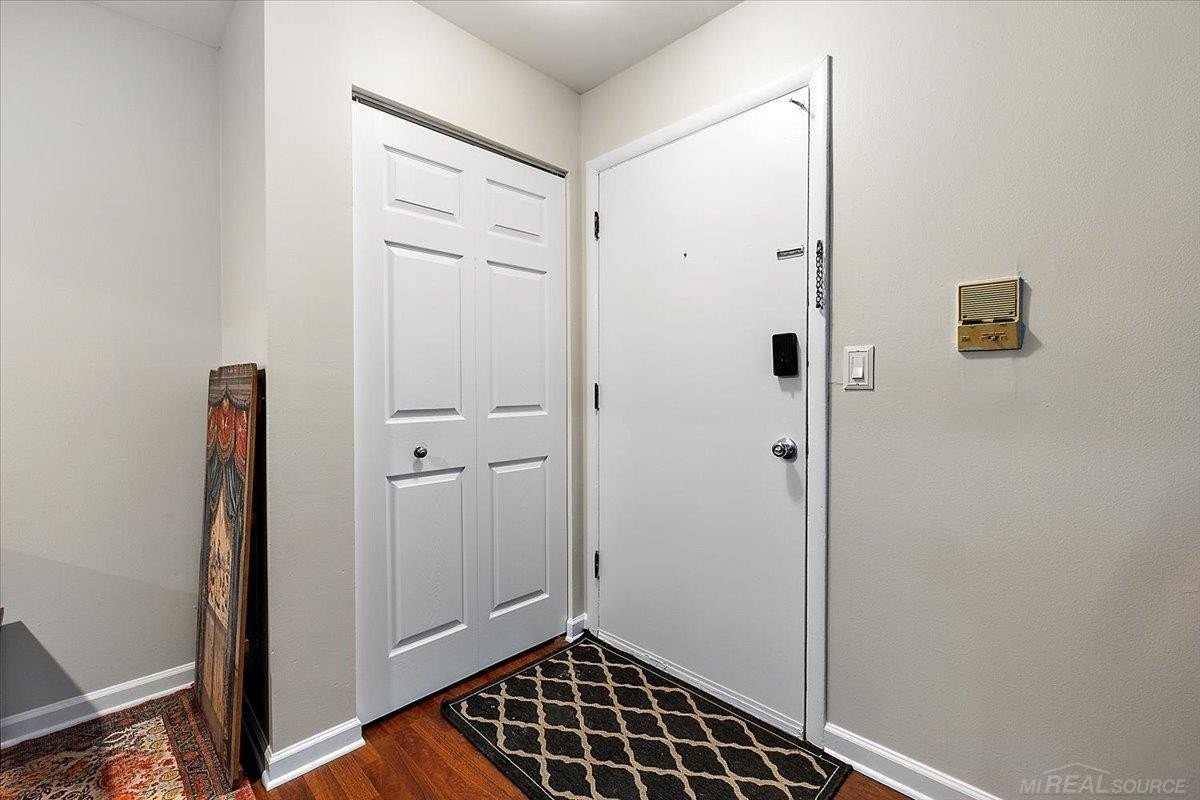 803 Plate St #105 - Photo 4 of 23