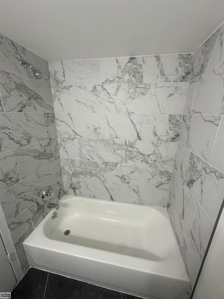 60 60 Logan - Unit 7A Street - Photo 3 of 8