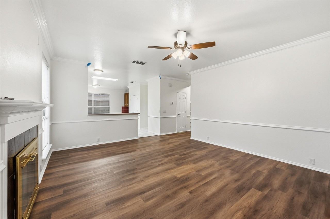2216 Oak Park Dr - Photo 6 of 24