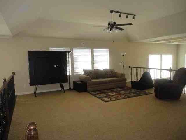 11936 Del Rio Dr - Photo 7 of 20