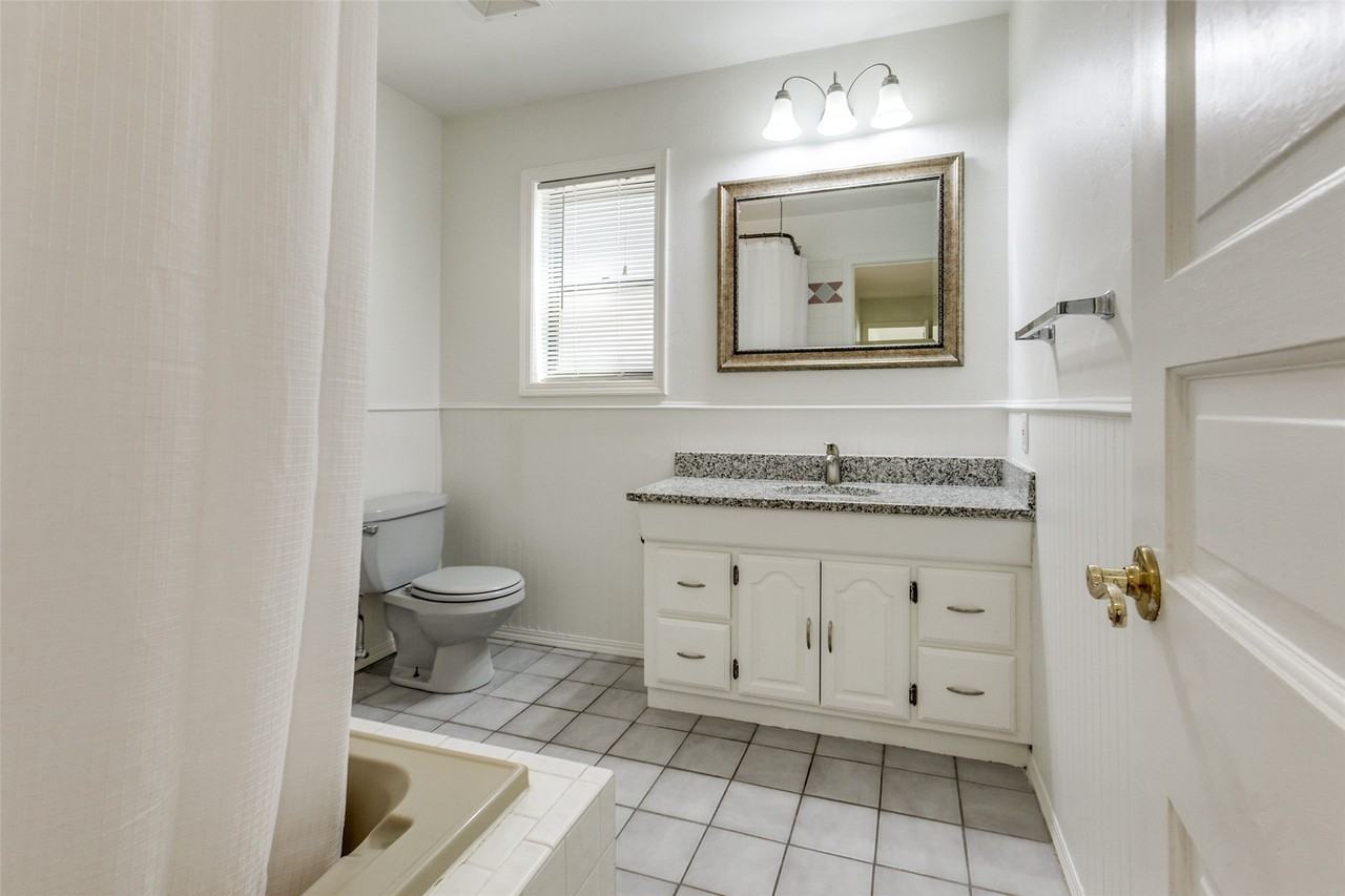 816 Sherwood Dr - Photo 7 of 12