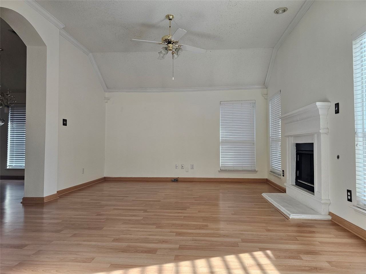 7783 Park Run Rd - Photo 5 of 21
