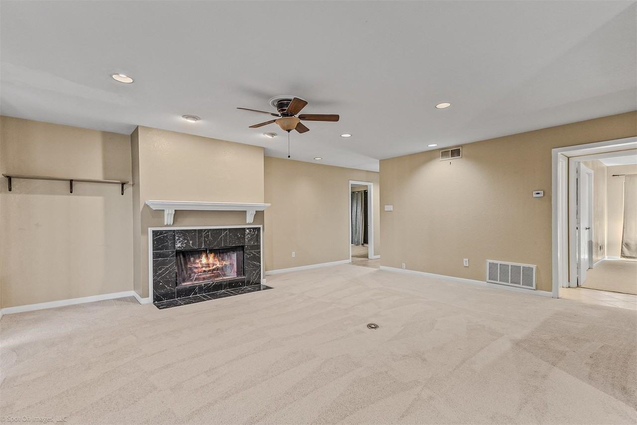 925 Signal Ridge Pl - Photo 7 of 21