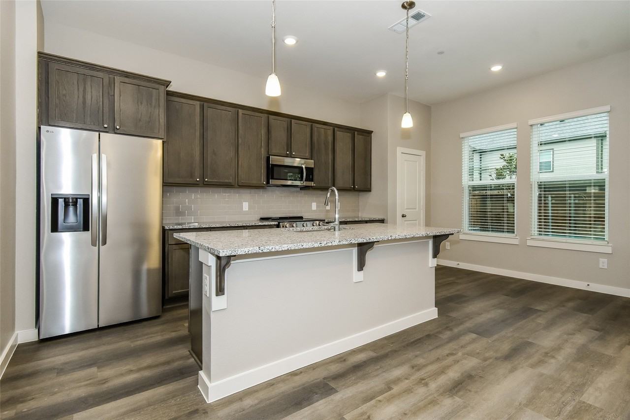 3023 Songbird Ln - Photo 2 of 19