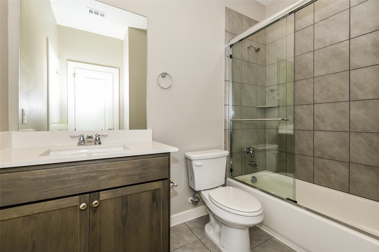 3023 Songbird Ln - Photo 3 of 19