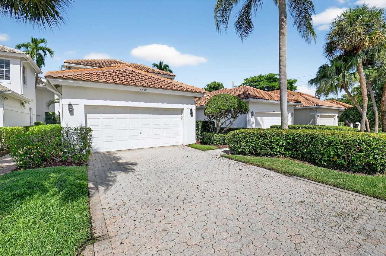 6657 Nw 25th Way - Photo 3 of 41