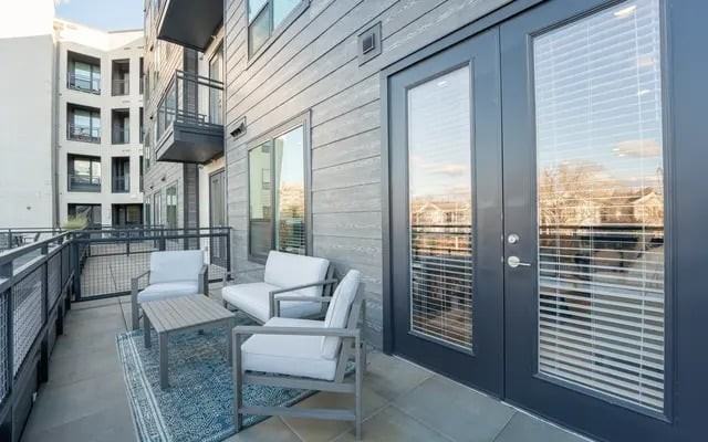 616 W 20th St - Photo 4 of 8