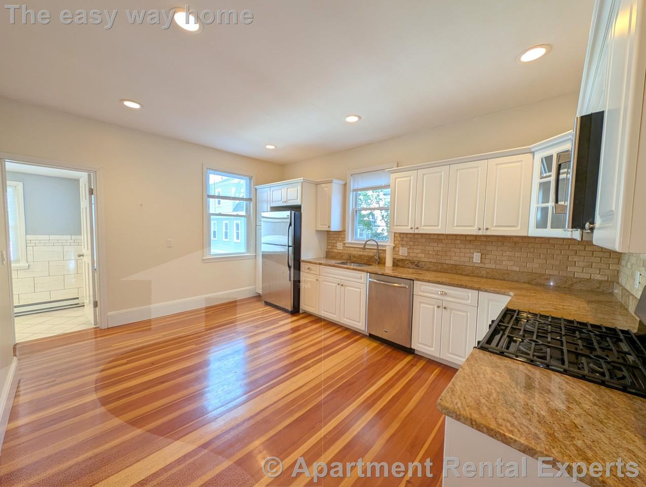 179 College Ave #2 - Photo 4 of 16
