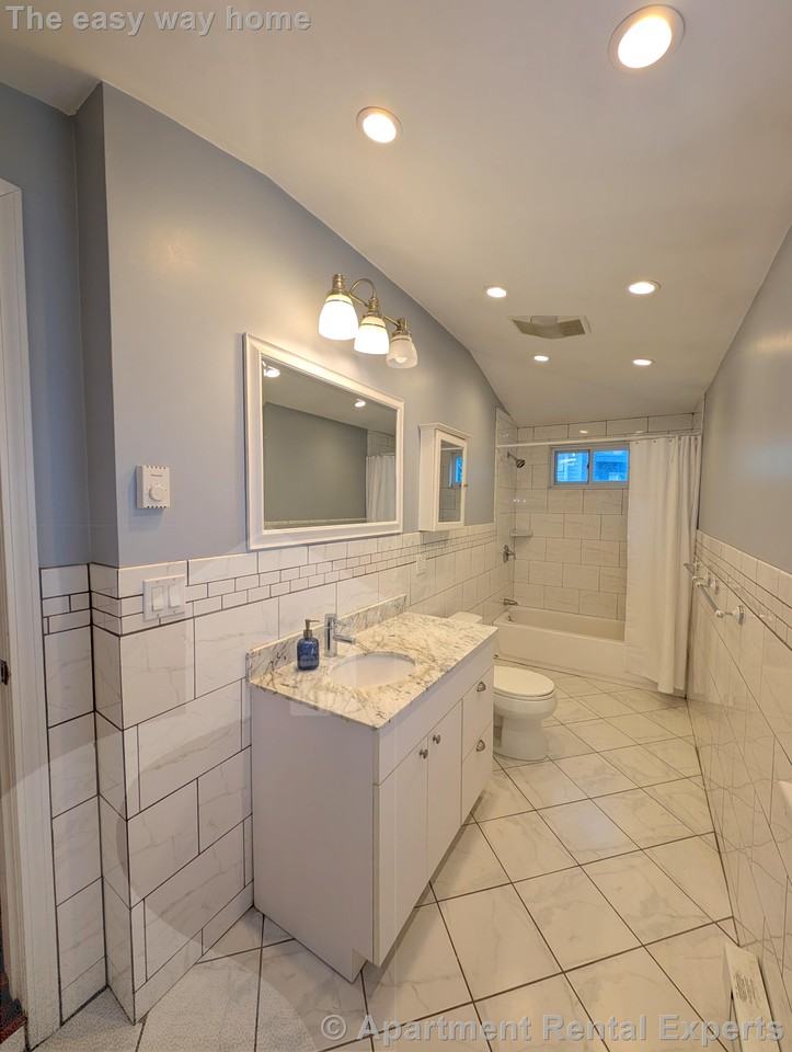179 College Ave #2 - Photo 7 of 16