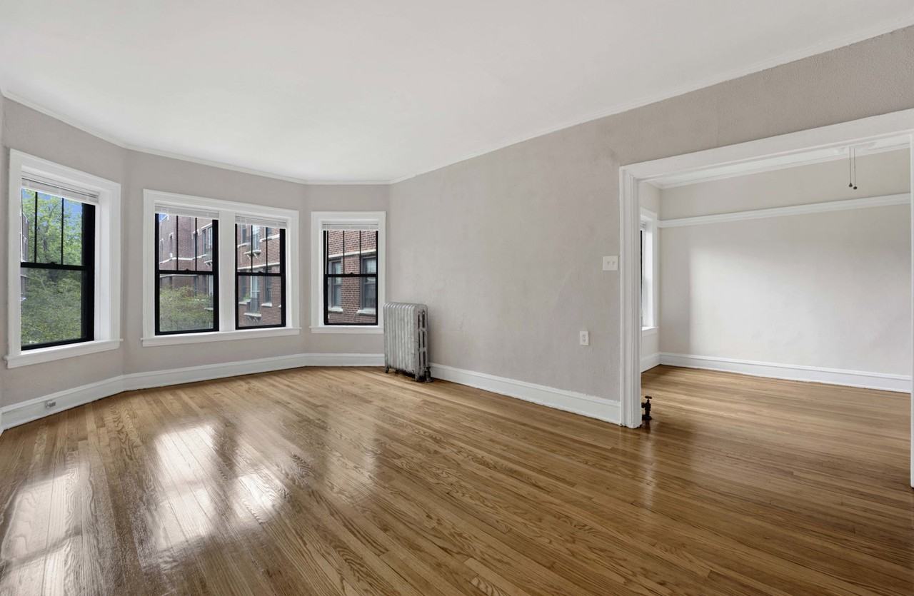 1237 W Greenleaf Ave #2E - Photo 4 of 8