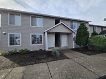 Oakview Apartments - Photo 1 of 1