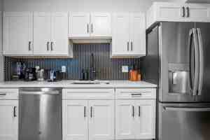 featured image of 7 Dickson St #2