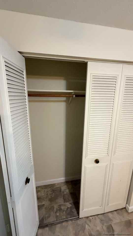 40 Dinan Dr #11 - Photo 6 of 20