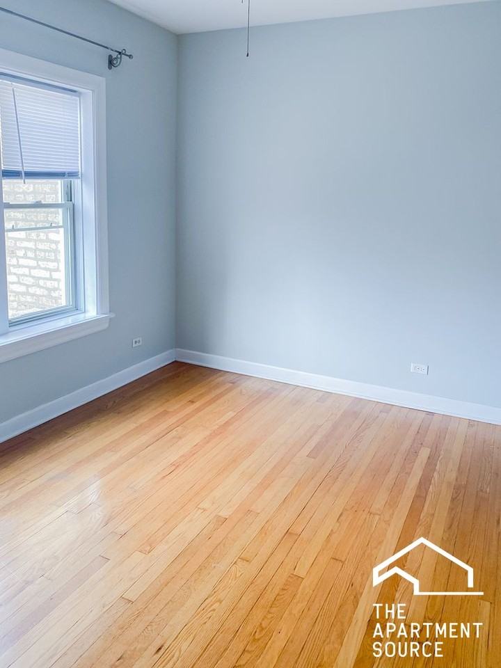 1950 W Leland Ave #1 - Photo 2 of 8