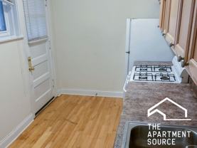 2200 W Foster Ave #1 - Photo 1 of 1