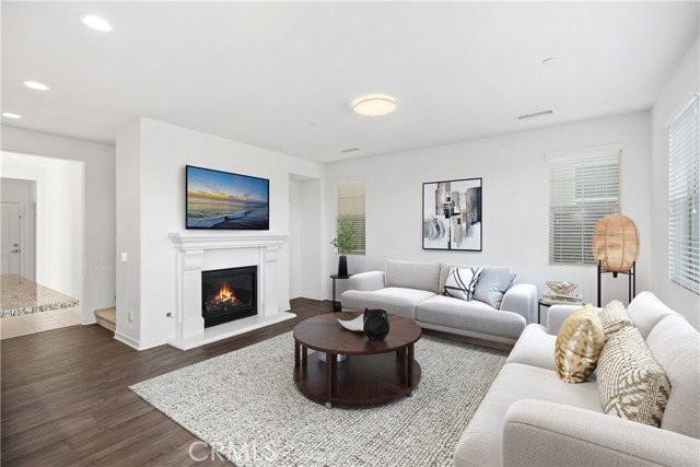 68 Fosco St - Photo 7 of 8