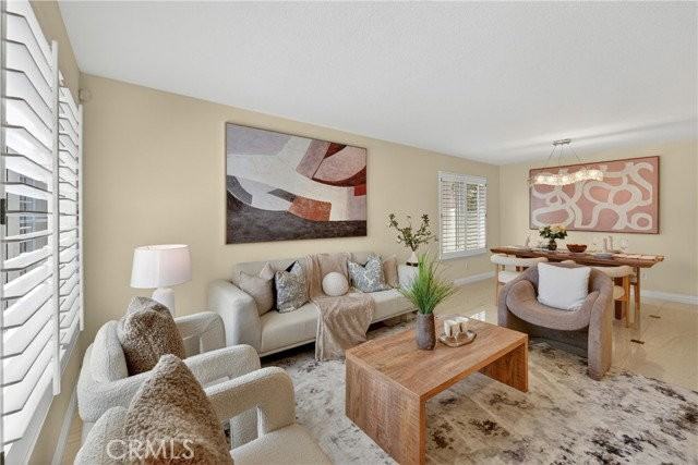 7 Carriage Dr - Photo 5 of 8