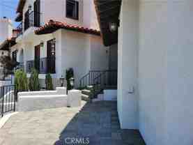 219 W Escalones - Photo 1 of 1