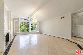 18022 Lake Encino Dr - Photo 4 of 8