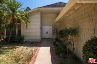 7652 Quimby Ave - Photo 3 of 8