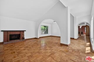 7652 Quimby Ave - Photo 4 of 8