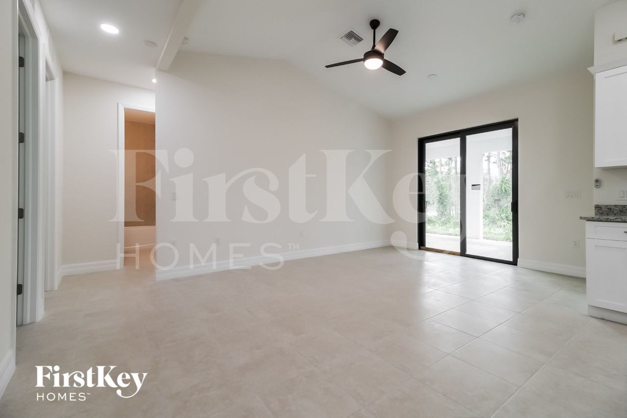 711 Nimitz Blvd - Photo 3 of 16