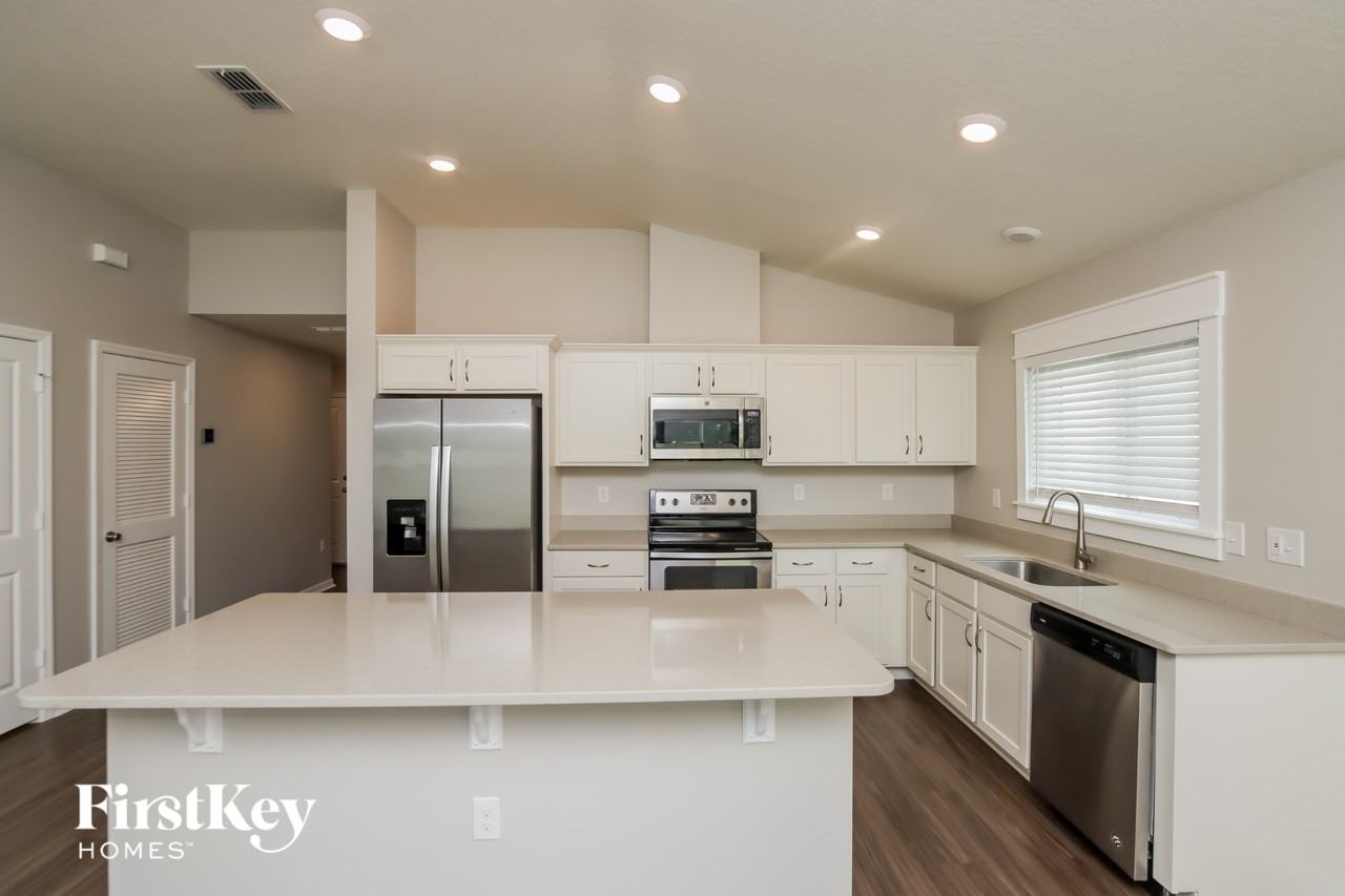 4793 Academic Ln - Photo 6 of 15