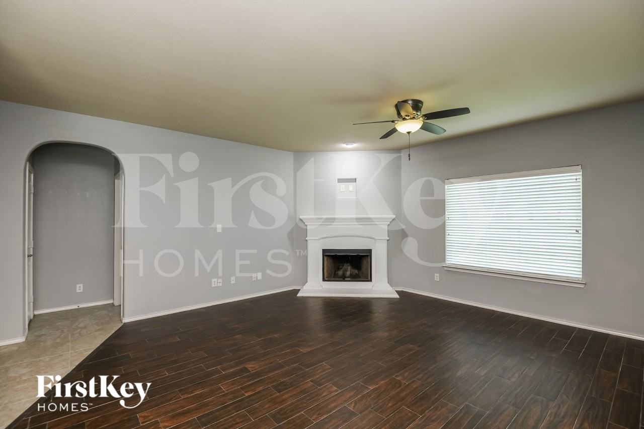 13152 Palancar Dr - Photo 2 of 16