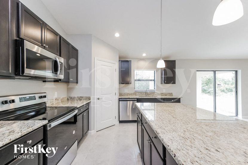 4307 2nd St Sw - Photo 5 of 15