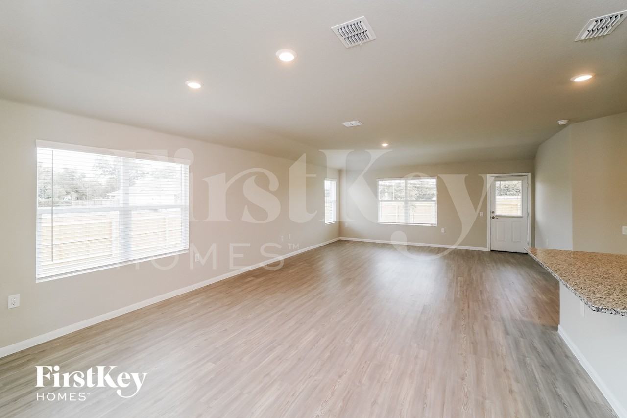 6202 Marco Plns - Photo 5 of 15