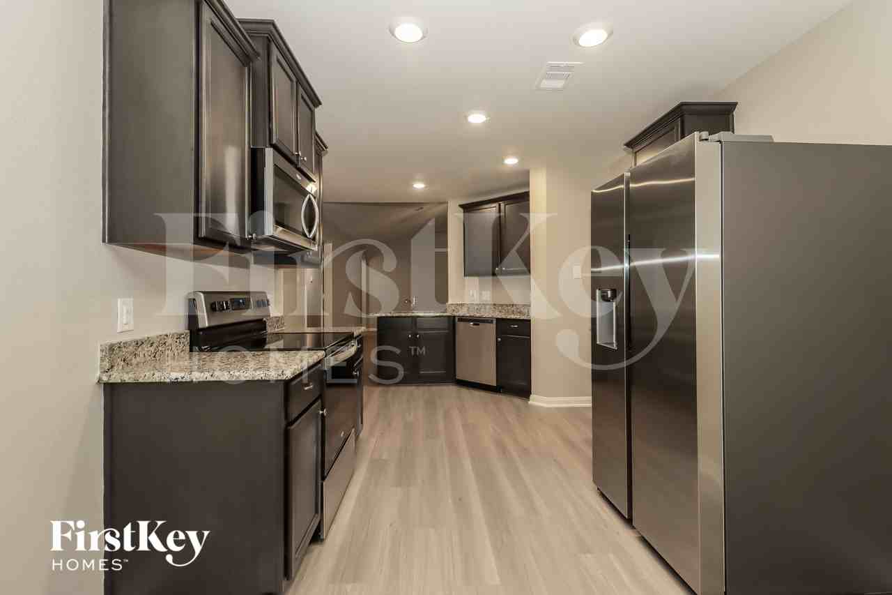 20703 Solstice Point Dr - Photo 7 of 15