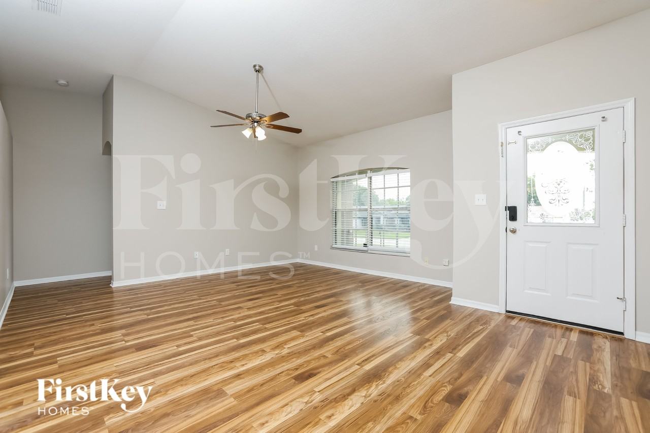 14425 N Greater Hills Blvd - Photo 3 of 16