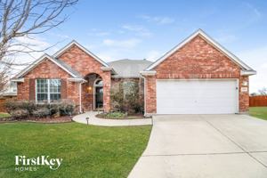 featured image of 424 Stampede Ct
