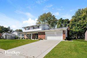featured image of 1005 Lancaster Dr