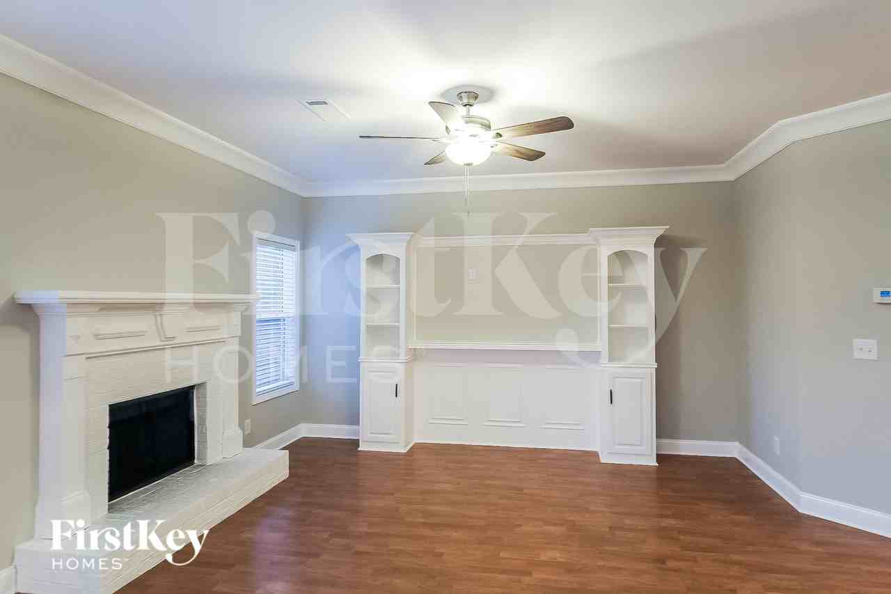 2071 Lily Valley Dr - Photo 2 of 15