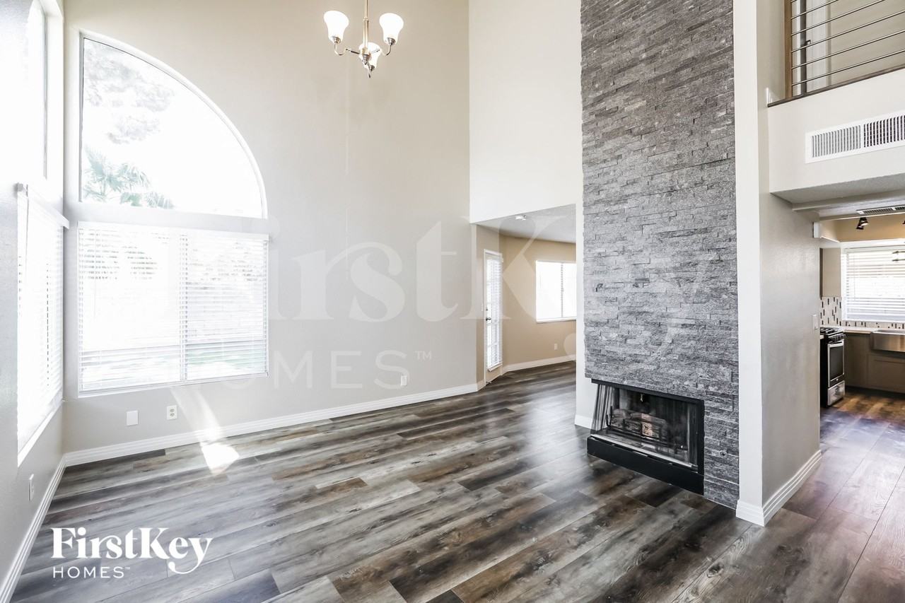 2699 Moortown St - Photo 3 of 15
