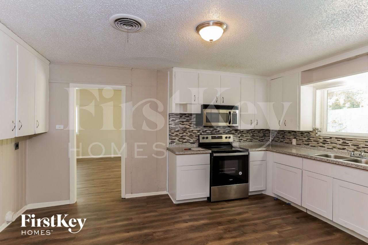 3105 Santa Fe Trl - Photo 7 of 16